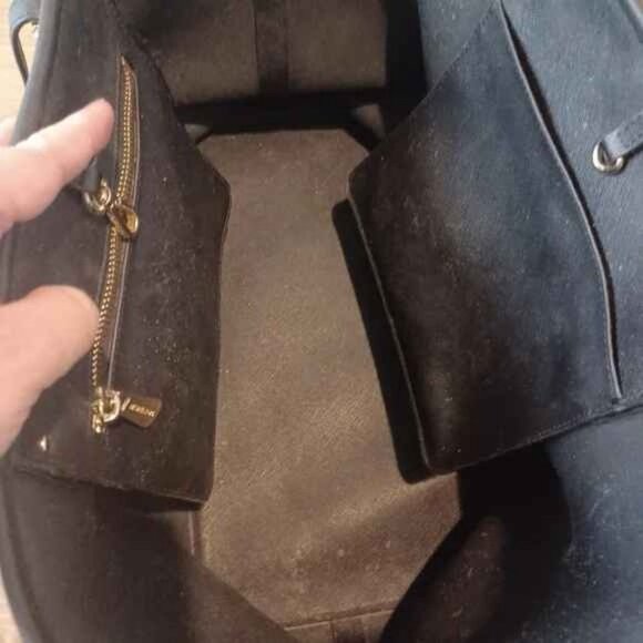 Michael Kors Jet Set Tote- Large, Black - Picture 3 of 9